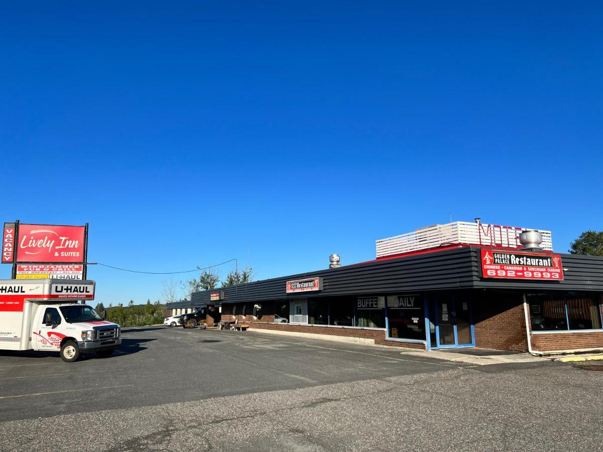 Lively Inn And Suites - Sudbury Naughton Экстерьер фото